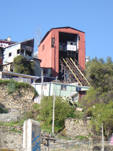 El ascensor Larraín